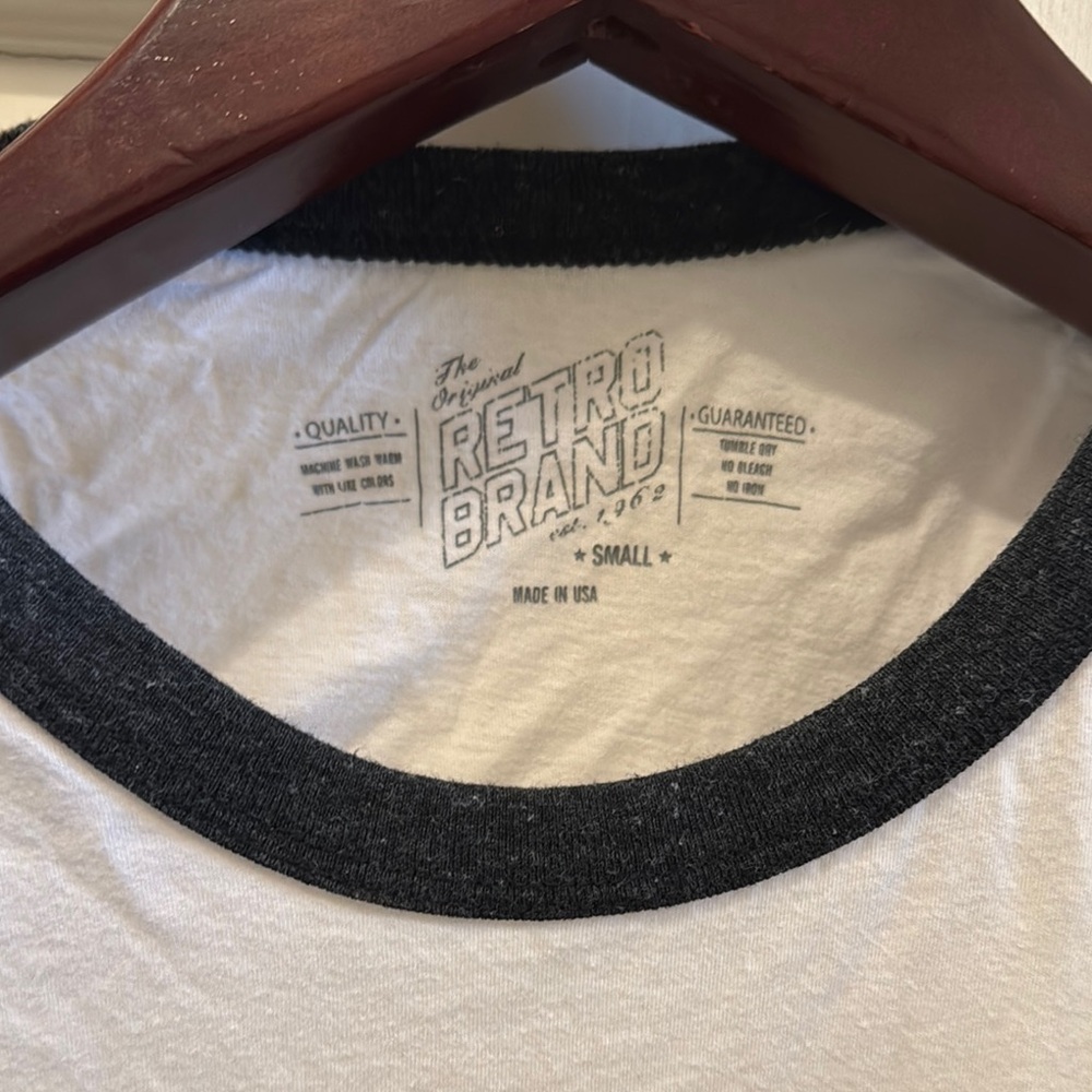 Wisconsin Sleeveless Raglan Tee - Picture 2 of 5